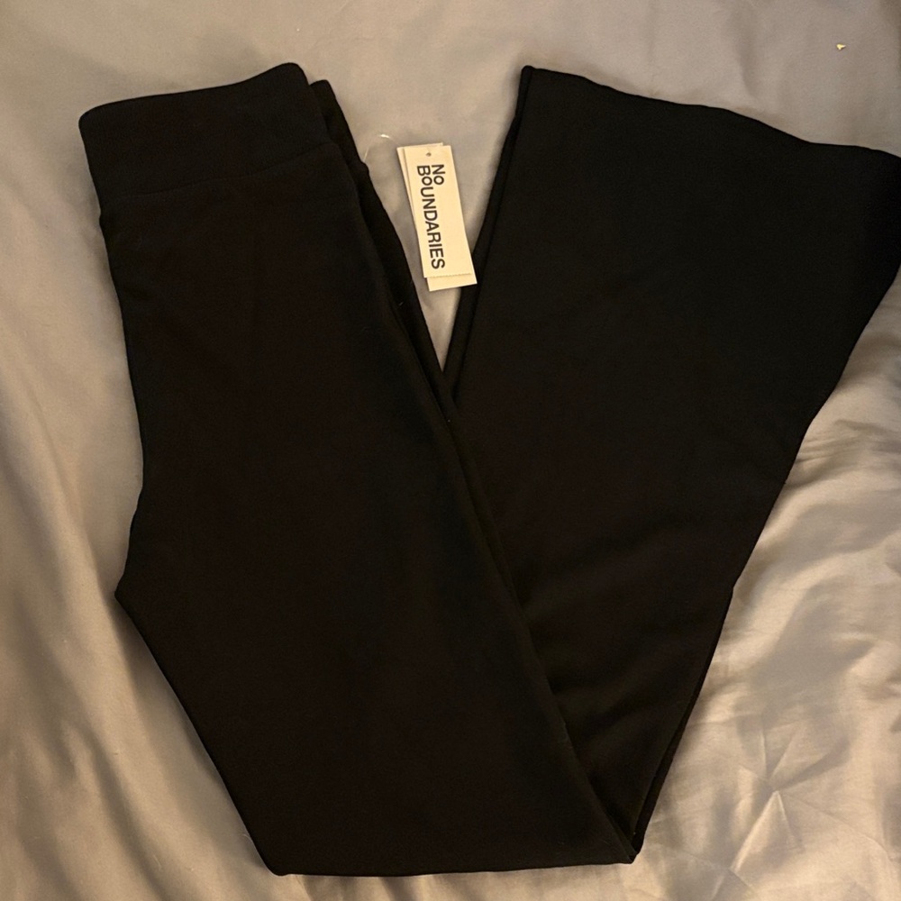 No Boundaries Classic Black Flare Leggings